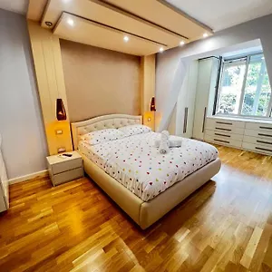 Center Apartment